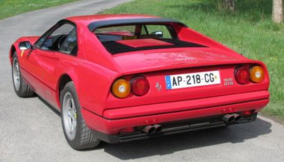 1986 FERRARI 328 GTB "Carnet 37 134 km d'origine" Les nouvelles Ferrari 328 GTB et...