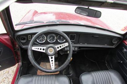 1974 MORRIS 1300 GT Châssis n° MA4D220479M Le nouveau projet chez BMC qui avait réussit...