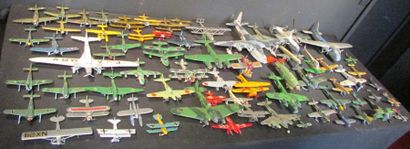 69 Avions miniatures