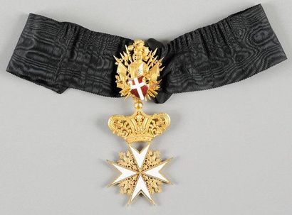 null ORDRE DE SAINT JEAN DE JERUSALEM OU DE MALTE, CONFIRMÉ EN 1113. Croix du type...