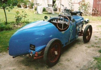 1939 ROSENGART Sport,"Lucien Rosengart s'est lancé dans la production des automobiles...