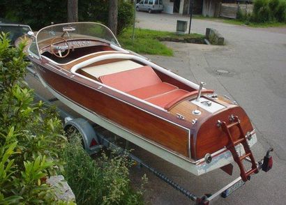 1969 PININ Super Tortuga
"Ce chantier italien était un concurrent de Riva. La qualité...