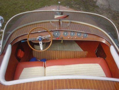 1969 PININ Super Tortuga
"Ce chantier italien était un concurrent de Riva. La qualité...