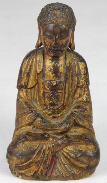 THAÏLANDE Bouddha en bois partiellement doré XIXème siècle Haut: 16,5 cm