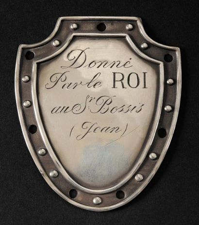  Plaque de fusil de récompense modèle 1817. En argent, gravée «Donné par le ROI au...
