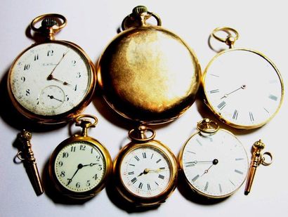 null LOT DE MONTRES en or jaune comprenant trois montres de col et trois montres...