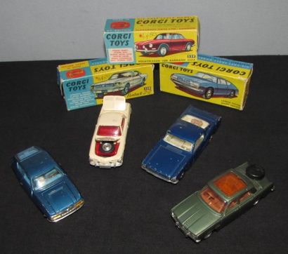 null CORGI TOYS: Lot comprenant une Rover 2000 TC; une Lancia Fulvia Spor Zagato;...