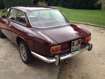 ALFA ROMEO 1300 GT Junior 1972 ALFA ROMEO 1300 GT JUNIOR
CGFC
Châssis AR1277361
CT...