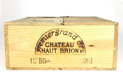 Château HAUT BRION Graves 1981 12 bouteilles...