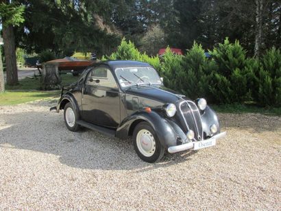 1949 Simca 8 N° de châssis 851699 
N° de carrosserie 852999
 4cylindres de 1221cm3...