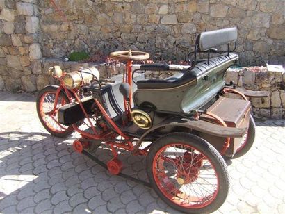 1902 ACHE FRERES Type: TM 
Châssis N° TMP2 
Puissance fiscale: 5 CV 
Moteur: monocylindre...