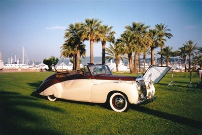 1948 DAIMLER DB18 SPECIAL SPORT CABRIOLET PAR BARKER Châssis N° 53759 
Carrosserie...