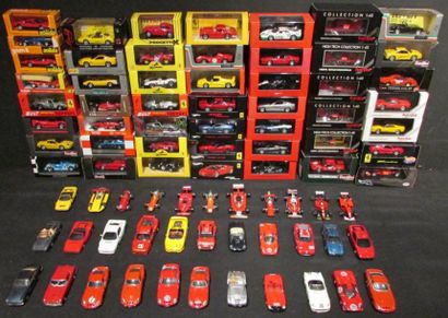 null Lot de Miniatures FERRARI au 1/43eme 49 (avec boites), 33 (sans boite). Sans...