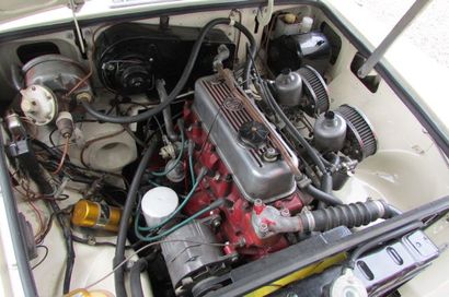 1972 MG B ROADSTER CHÂSSIS N° GHN5274403G
 Entièrement restaurée au début des années...