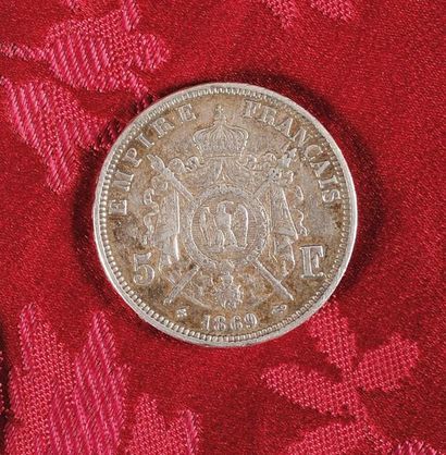 null «Napoléon Empereur». Médaille en argent par Albert BARRE. Avers au profil de...