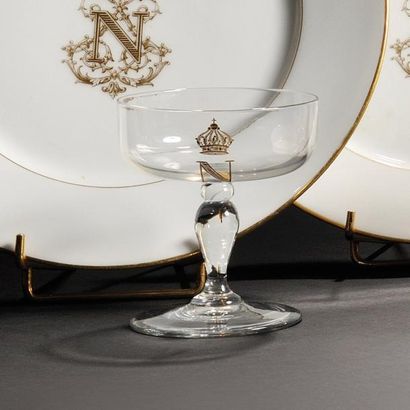 null Coupe à champagne provenant du service de l'Empereur Napoléon III. En cristal,...