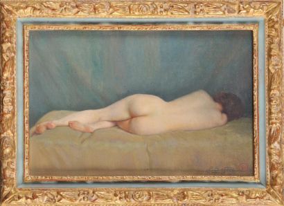 Paul SIEFFERT (1874-1957) Nu allongé Huile sur toile Signé en bas à droite, avec...