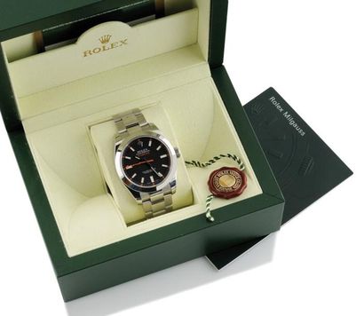 ROLEX MILGAUSS Ref: 116 400. Boitier en acier rond, bracelet oyster acier, couronne...