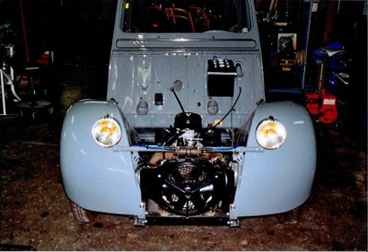 1956 CITROEN 2CV type AZ Châssis n° 315836 
Moteur à 2 cylindres opposes 
Refroidissement...