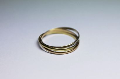 null ALLIANCE trois anneaux en or jaune

Poids brut : 2,1 g 

TDD : 54