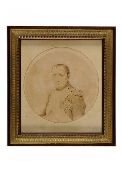 École FRANÇAISE du début du XIXe siècle «Portrait en buste de Napoléon» Annoté «F...