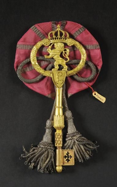 Très belle clé de chambellan en bronze doré....