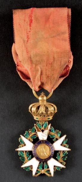 null Ordre de la Légion d'honneur, institué en 1802. Etoile d'officier Premier Empire...
