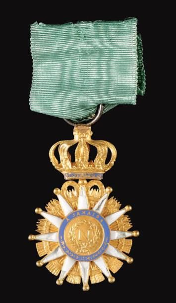 Ordre de la Réunion, institué en 1811. Etoile...