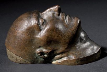 null Masque mortuaire de l'empereur Napoléon, en bronze. Marqué autour du cou «Dr...