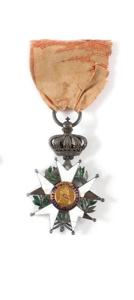 France ORDRE DE LA LEGION D'HONNEUR, institué en 1802. Etoile de chevalier d'époque...