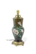 FONTAINEBLEAU - Atelier Lefront Vase balustre monté en lampe à décor de fleurs sur...