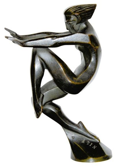null «En Avant» Signe F. Bazin, Bronze à patine brune. H: 14 cm