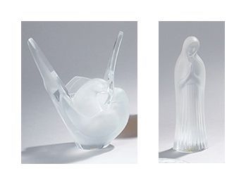 Maison LALIQUE Un vase pique-fleurs «Sylvie» et une Vierge. Épreuves en cristal moulé...