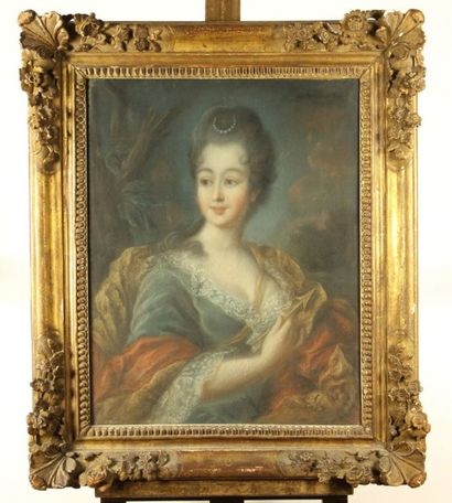 Ecole Française du XVIIIème siècle Portrait de femme Pastel sur papier marouflé sur...