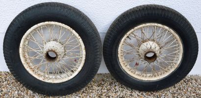 null "Dunlop Racing" Paire de roues à rayons peintes, moyeu Rudge de diamètre intérieur...