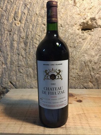 null 3 Magnums Château FIEUZAL (Graves) 1982
