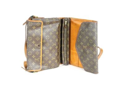 LOUIS VUITTON, circa 1980. LOUIS VUITTON, circa 1980.

SAC « Portfolio » en toile...