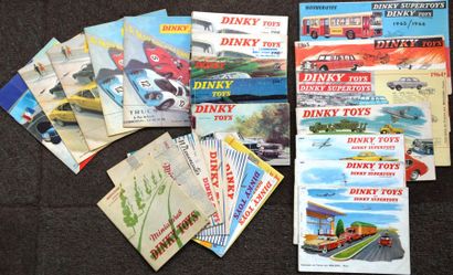 null Collection de catalogues Dinky Toys -Editions France: - 1951 - 1953 - 1954 -...