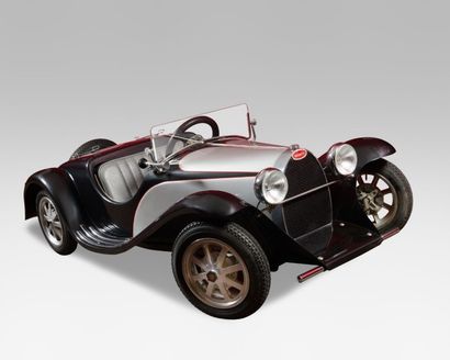null "Bugatti 55 " Fabrication Stimula  , hommage de Xavier De la Chapelle à la marque...