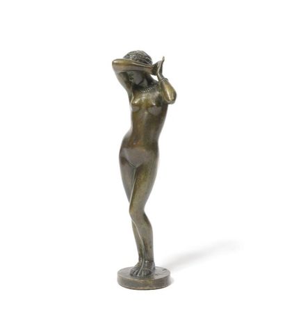 Alexandre FALGUIERE (1831-1900) Phryné Bronze à patine antique, épreuve 1/4, cire...