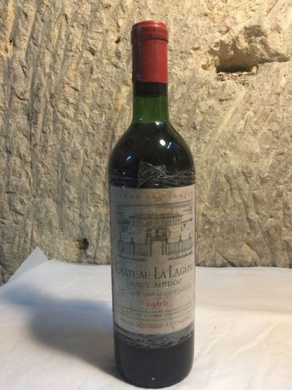 null 2 BLLE
Château LA LAGUNE (Haut Médoc) 1966
Très belles