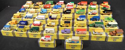 null 50 Miniatures au 1/ 43 représentant des Camions (Corgi)