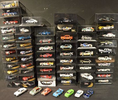 null 64 Miniatures au 1/ 43 représentant des voitures de rallye