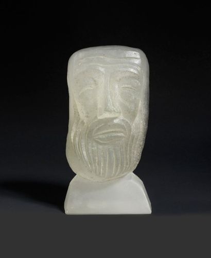 Georges Chevalier (1894-1987) pour Baccarat Visage Sculpture en cristal taillé. Tampon...