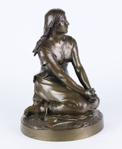 Henri CHAPU (1833-1891) Jeanne d'Arc Bronze à patine médaille Signé sur la terrasse...