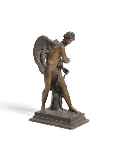 Simon Louis BOIZOT (1743-1809) (D'après) Cupidon tirant son arc Bronze patiné signé...