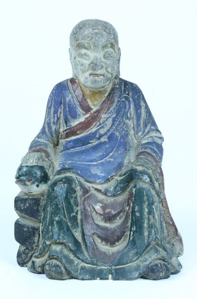 CHINE Statuette représentant un moine bouddhiste en bois polychrome. Vers 1930 Haut...