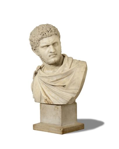 null BUSTE en marbre blanc représentant l'Empereur Caracalla (188-217) Socle carré...