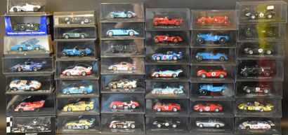 null " Miniatures Le Mans" Collection de 42 miniatures sur la thèmatique des "24...