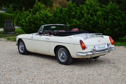 null 1977 MG B CABRIOLET

Châssis n° GHN5UH425247G

Carte grise française 

C'est...